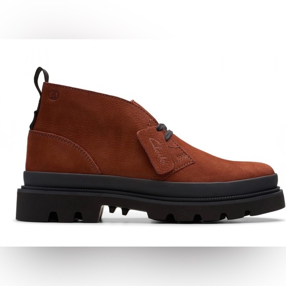 Clarks Men’s Rust Suede Chukka Boots with Black Lug Sole Size 10 main image 4